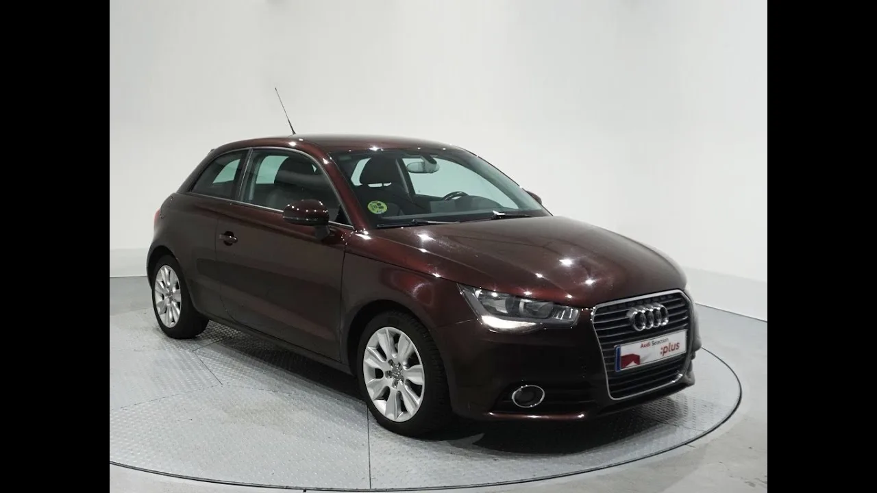 Audi A1 Attraction 1.6 TDI 105VB Précio: 6.900€ REF: 9460