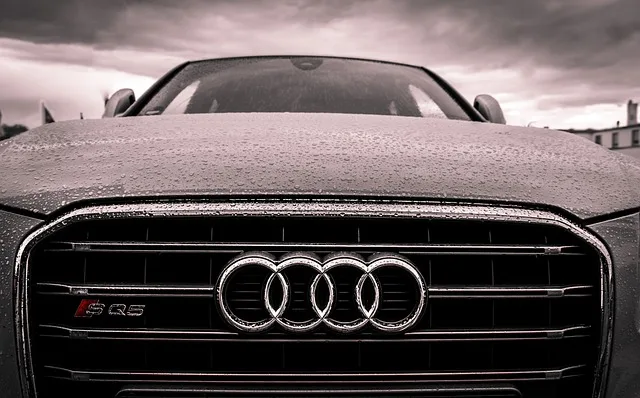 Le groupe Volkswagen rappelle 32 000 véhicules Audi et VW en raison de problèmes de caméra et de batterie de la vue de l’arrière-plan