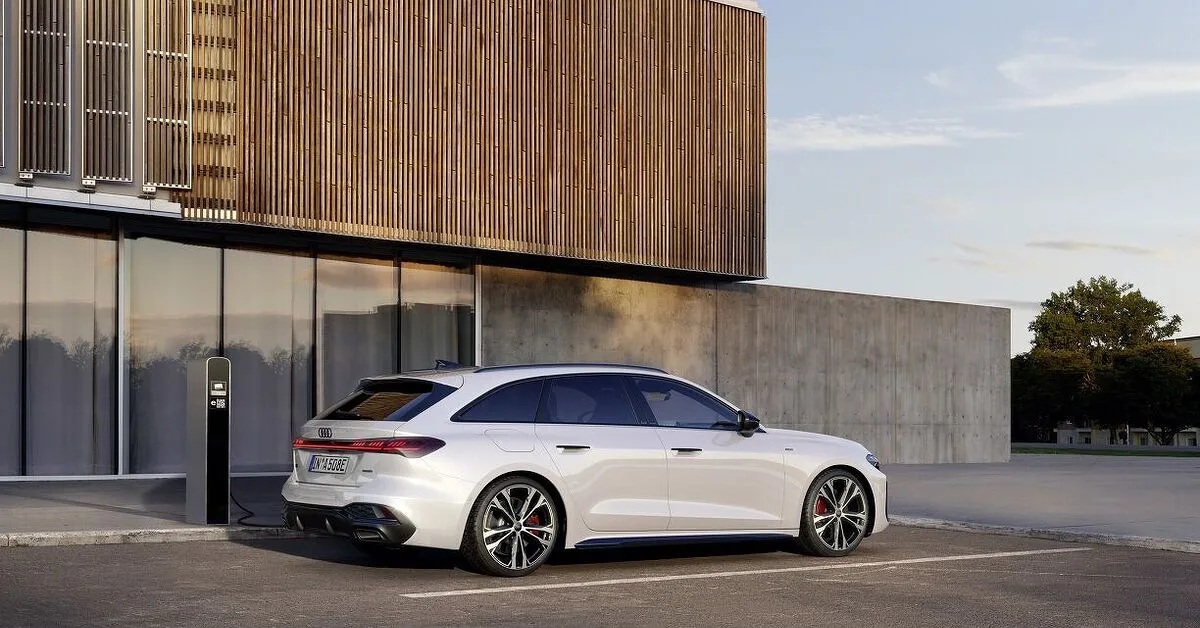 Les nouveaux modèles A5 PHEV A5 d’Audi font leurs débuts