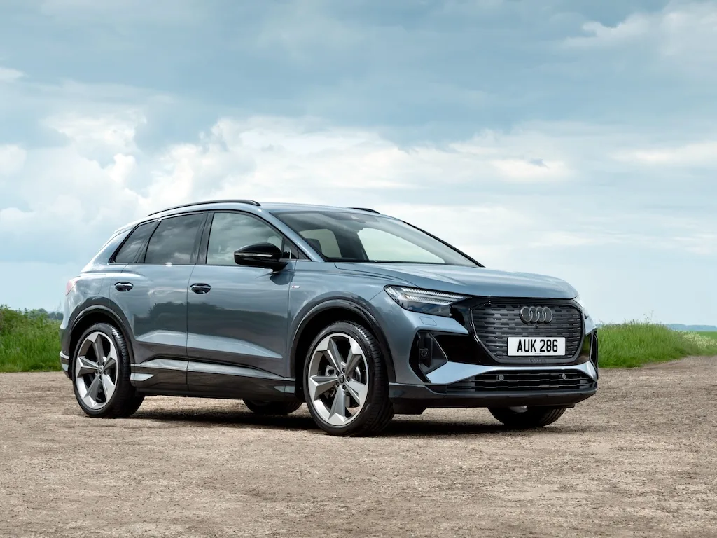 Audi élargit le SUV électrique E-tron avec version d’entrée de gamme moins chère