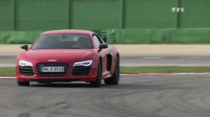 teaser-audi-r8-v10-plus-10807896jeksi