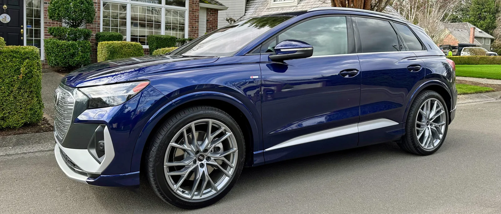 2025 Audi Q4 55 E-Tron Quattro Premium