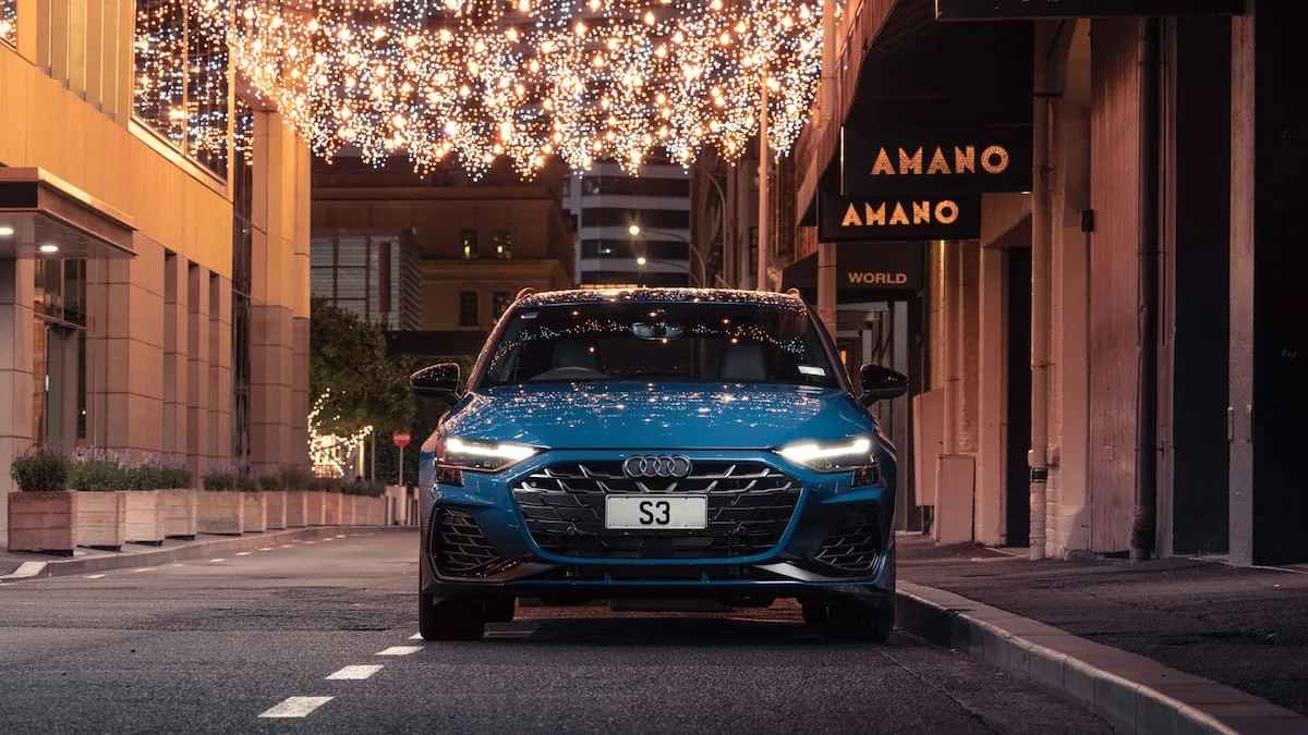 Audi propose une rotation sportive sur la conduite en ville avec l’A3 Sportback et S3 Sportback