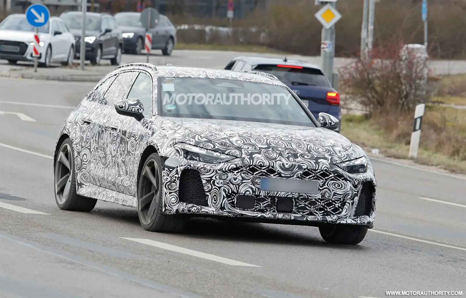 2027 AUDI RS 5 AVANT PROGRATION HYBRID SPIÉ À nouveau