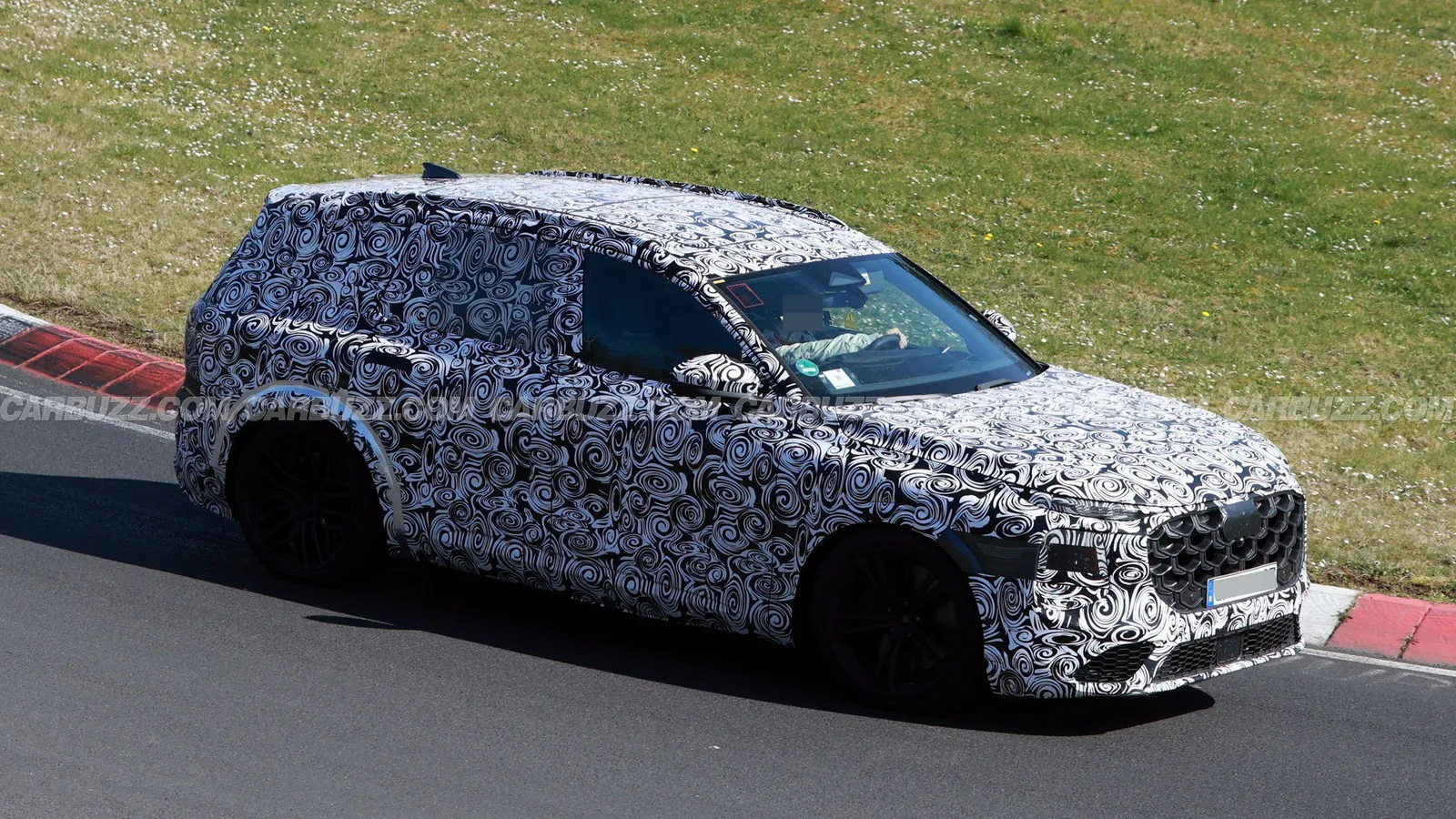 Le SUV à trois rangées le plus rapide d’Audi est presque prêt pour la bataille avec BMW