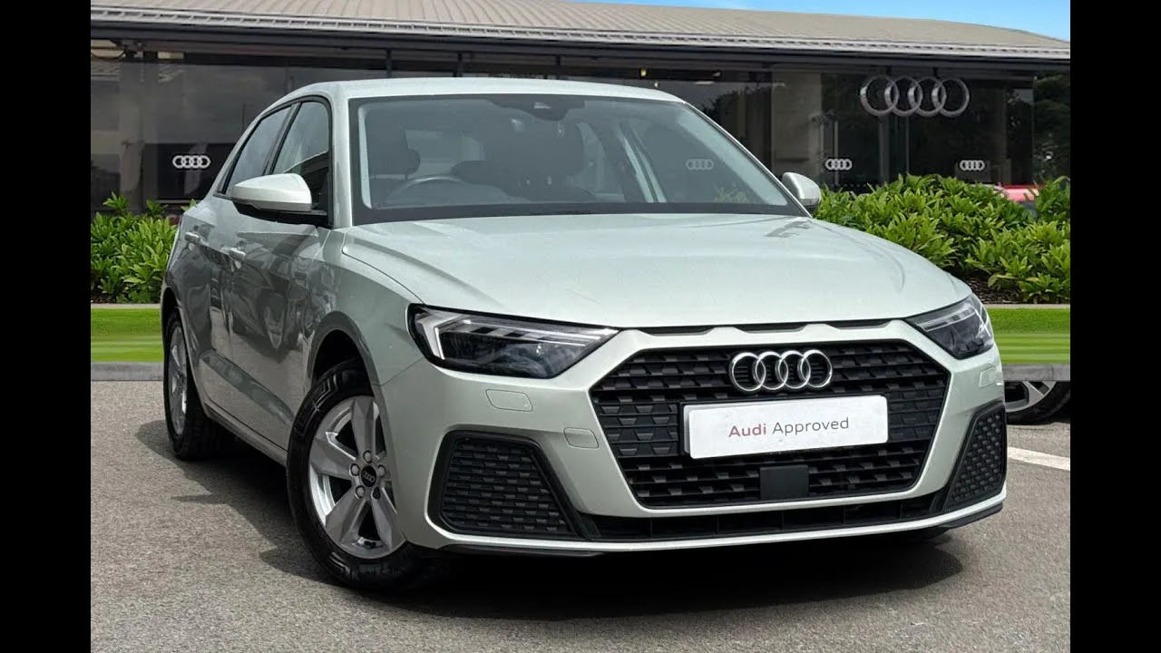 Approuvé Audi A1 Sportback Technik 25 TFSI 95 PS 5 vitesses | Blackburn Audi