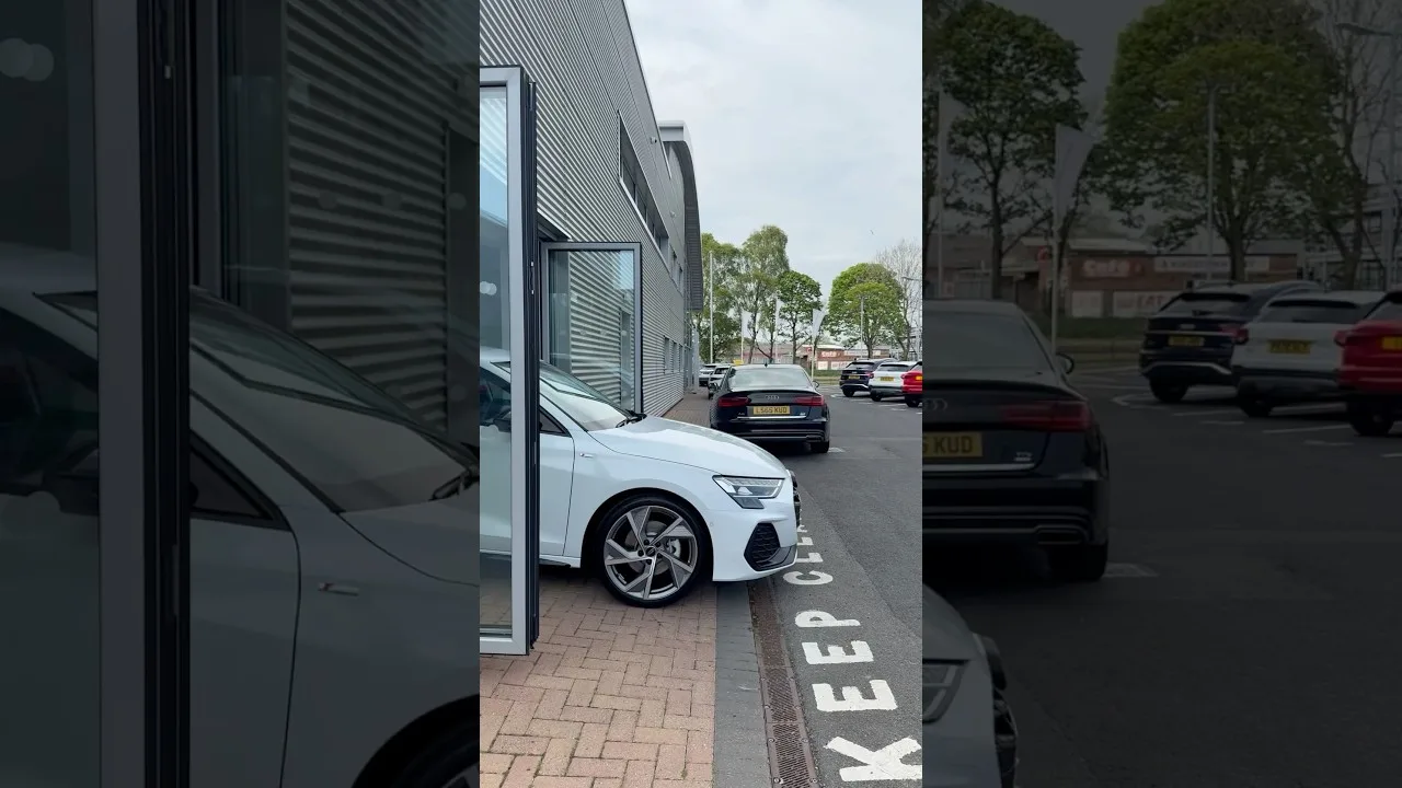 Félicitations à notre client Kim pour son tout nouveau A3! #Audi # Audia3 #AudiLove