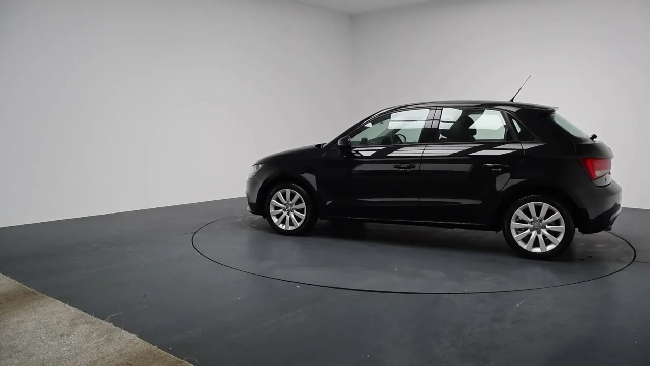 Used Audi A1 1.6 TDI Sport Sportback 5DR Manuel diesel Euro 5 (s / s) (105 ps)