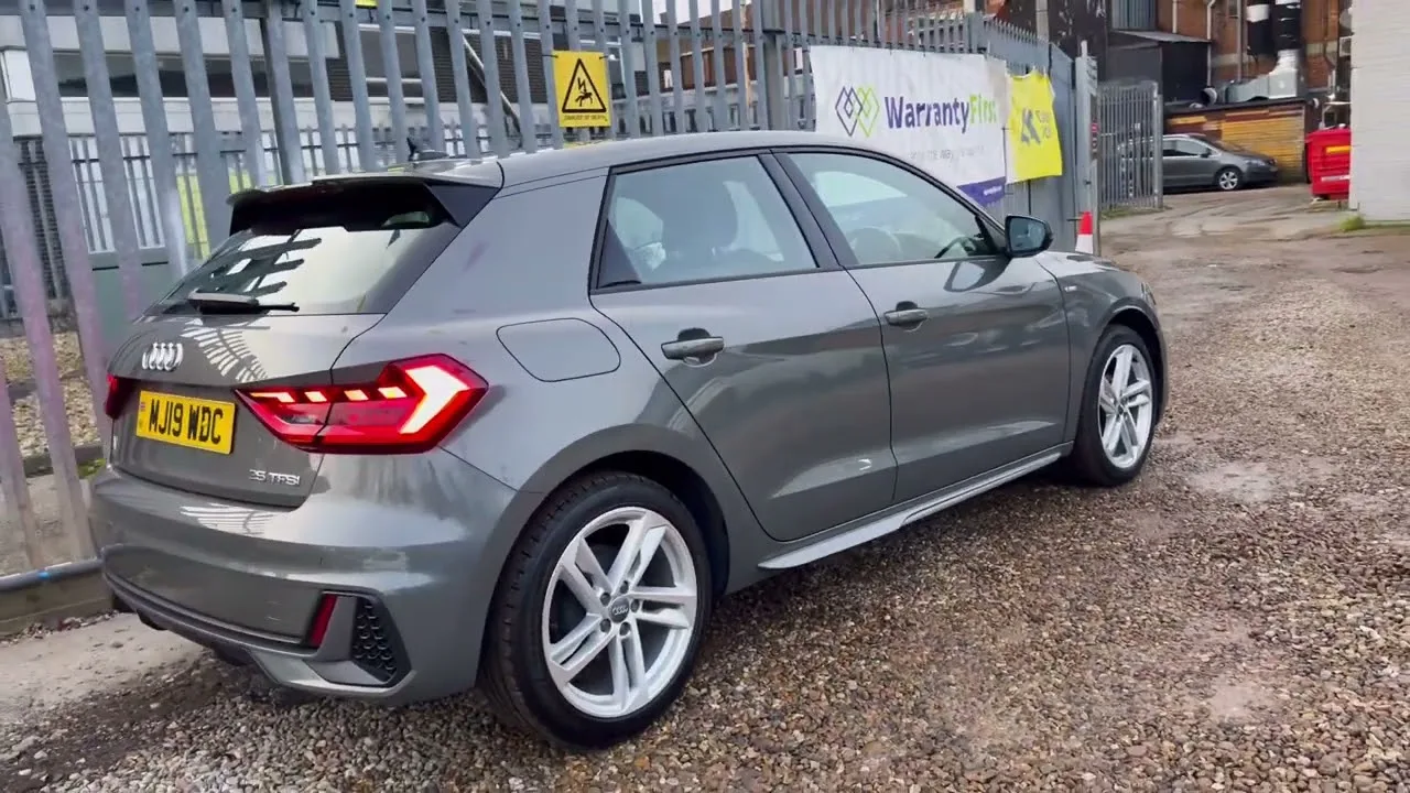 AUDI -A1- MJ19 WDC