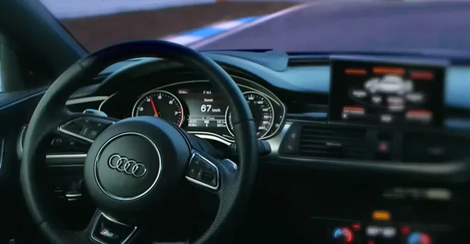 Audi dévoilera dimanche une voiture de course autonome