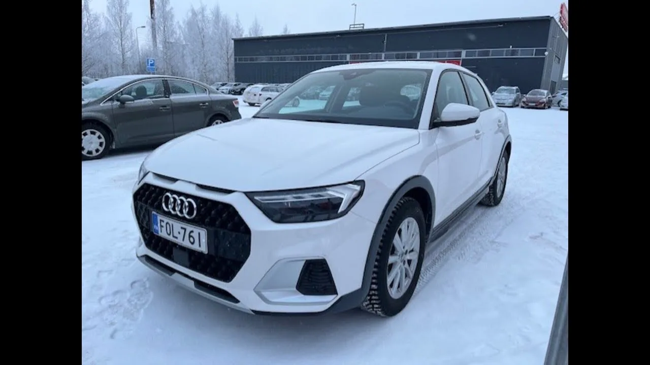 Audi A1 CityCarver Pro Business 30 TFSI du propriétaire de Tronic-1, finlandais-