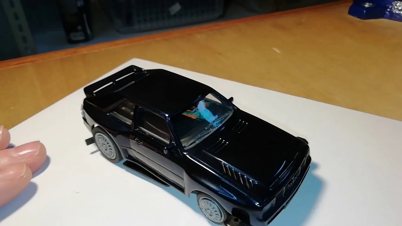 Carrera servo 140 Audi quattro s1
