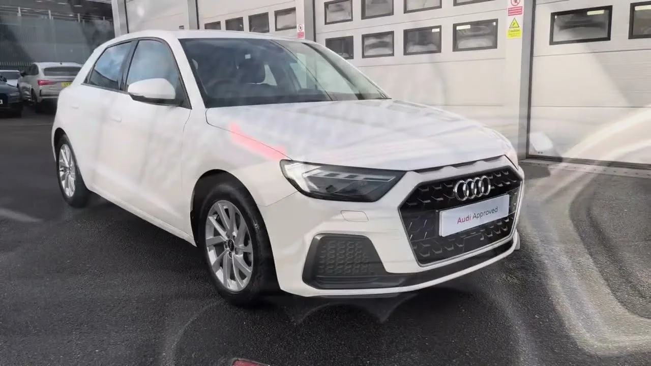 Approuvé d’occasion – Audi A1 Sportback Sport 30 TFSI 110 ch 6 vitesses 1.0 5 portes – Crewe Audi