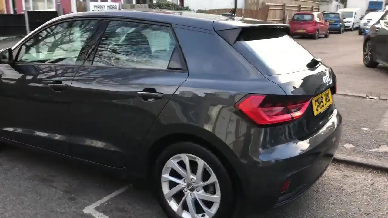 Audi A1 GM19JKN