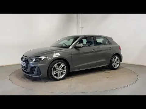 AUDI  A1 – LV70UGT