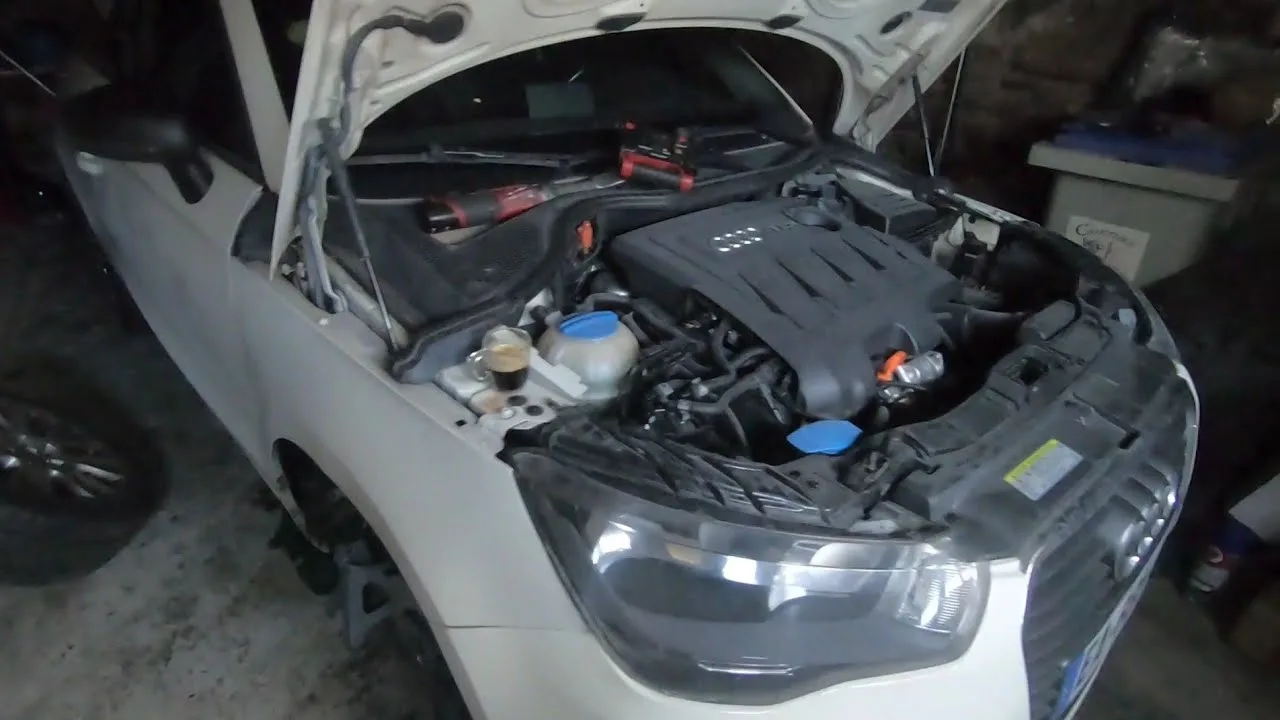 Remplacement kit de distribution Audi A1 1.6 TDI / Audi A1 Diesel timing belt replacement