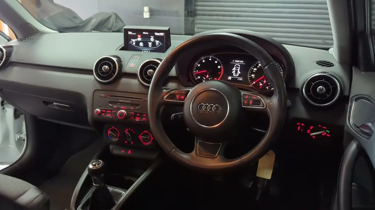 AUDI A1