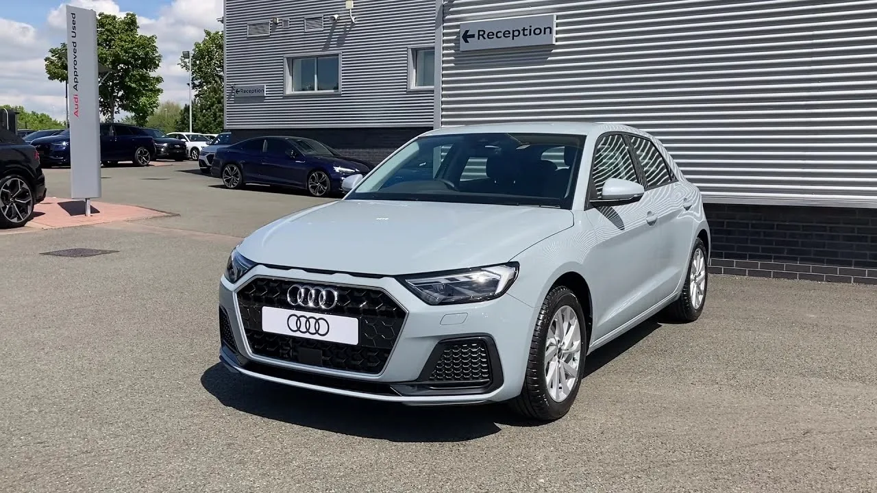 Audi A1 Sportback Sport 25 TFSI | Audi