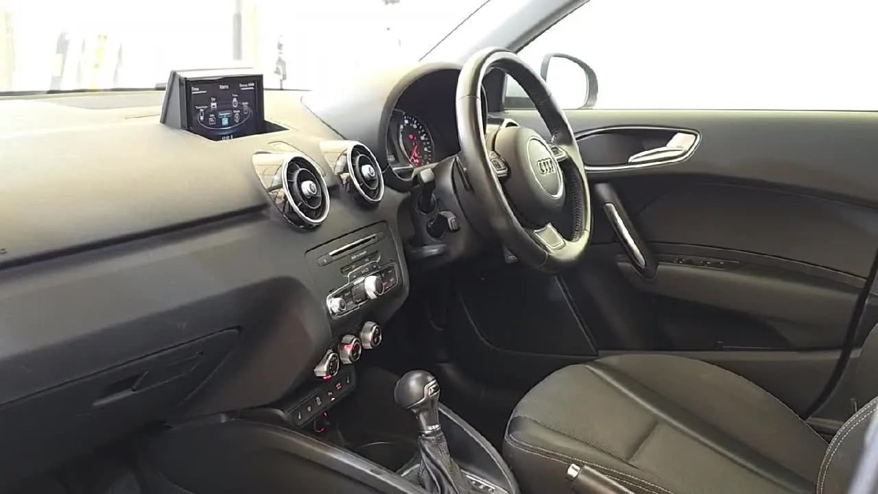 K80KTU – Non franchise Audi A1 Sport NAV TDI SA REFID: 614737