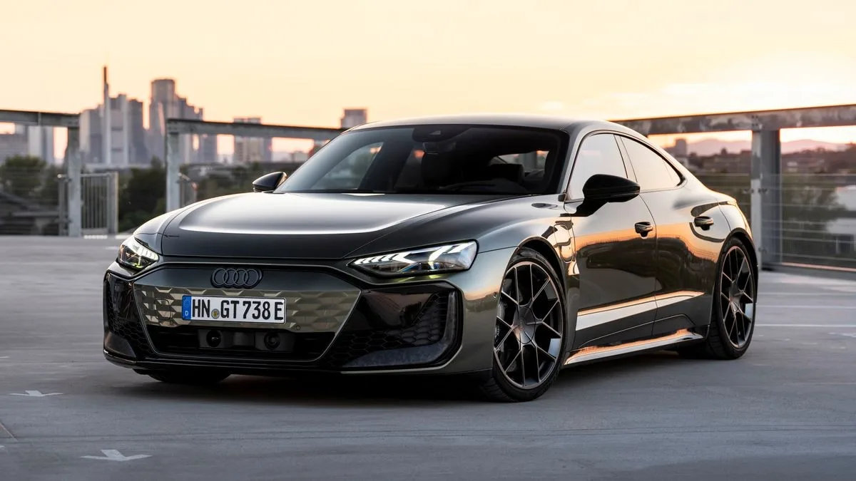2025 AUDI RS E-TRON GT Performance First Drive