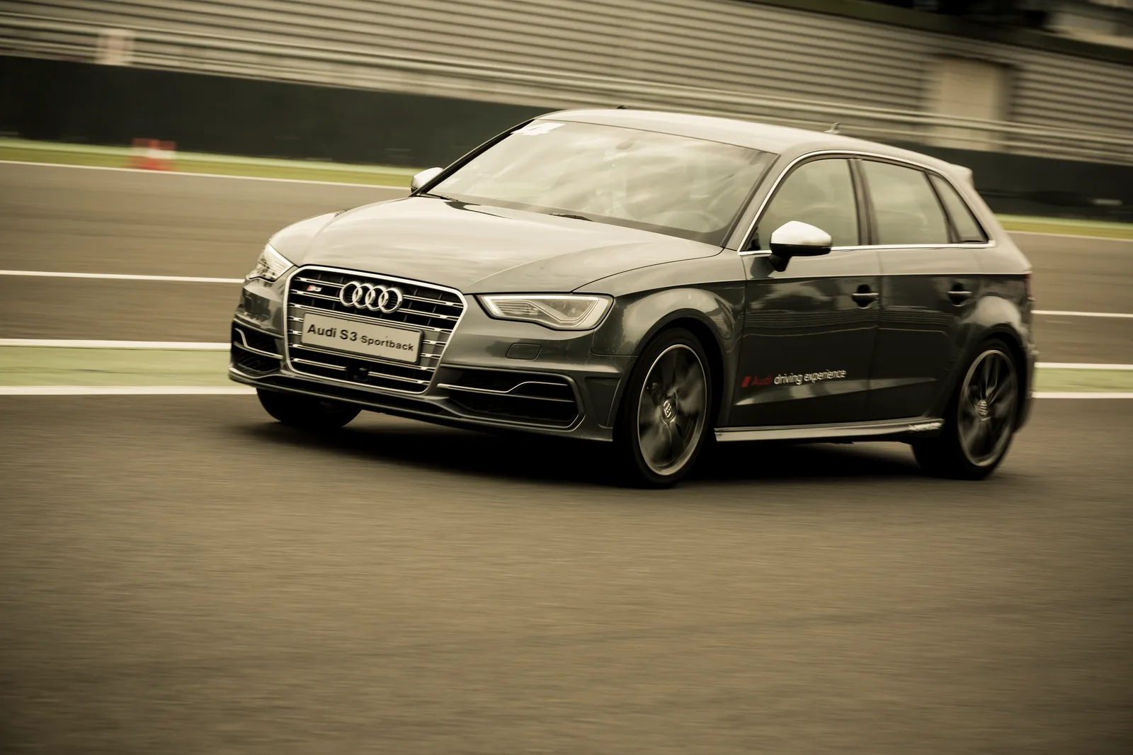 Immersion au coeur du Audi Driving Experience