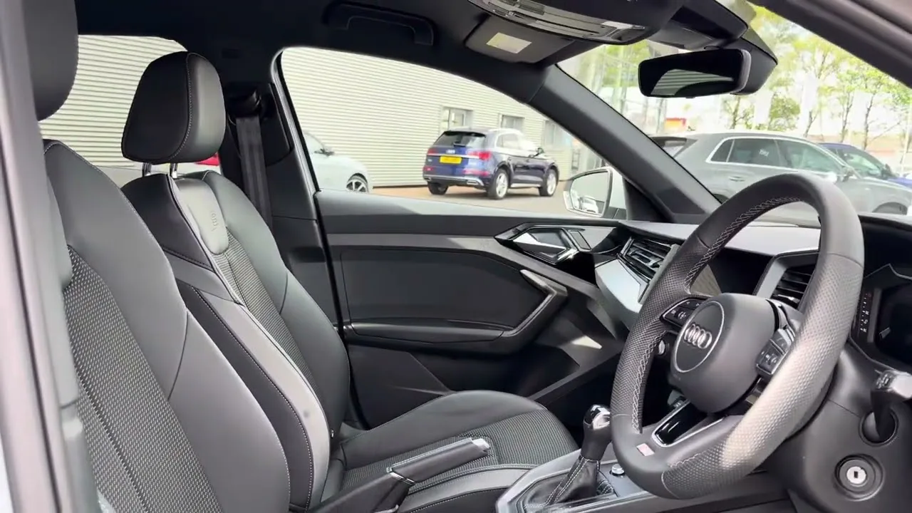 Approuvé Audi A1 1.0 TFSI 30 S LIGNE SPORTBACK S TRONIC | Carlisle Audi | KW24NNJ