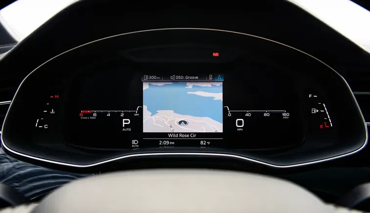 Audi rappelle 44k véhicules pour les affichages de tableau de bord vide