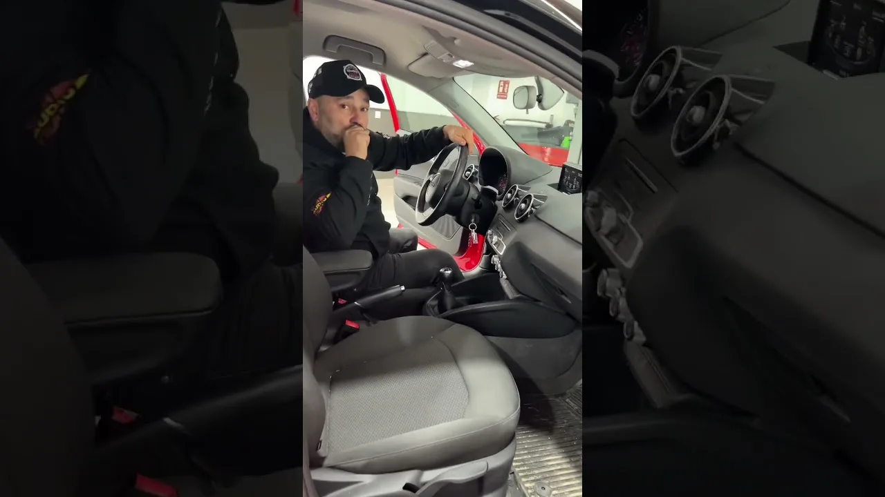 ¿Tienes un Audi A1? Vas a querer esto… 🫣 #carplay #applecarplay #coches #caraudio #audia1 #audi