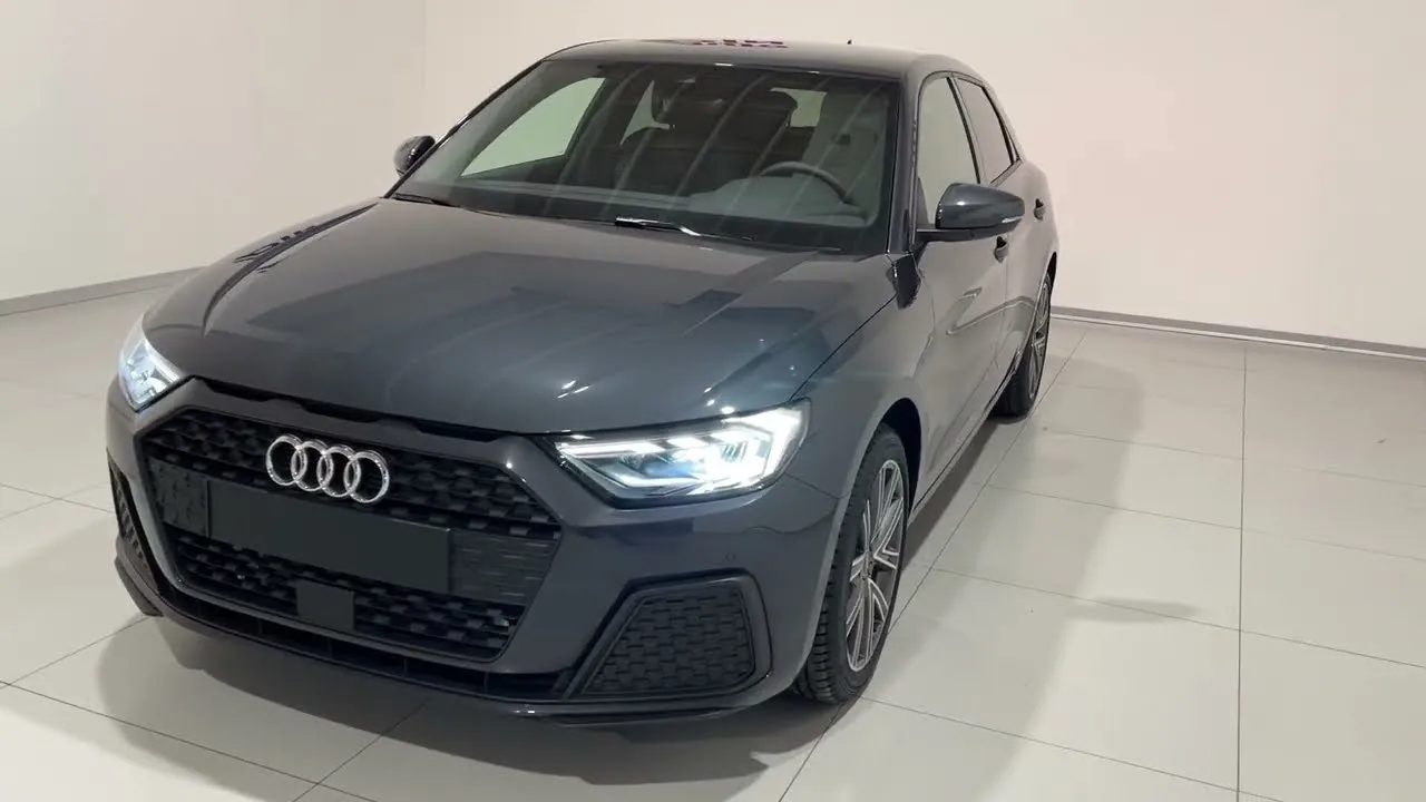 Audi A1 SPB 30 TFSI S Tronic Identity Black