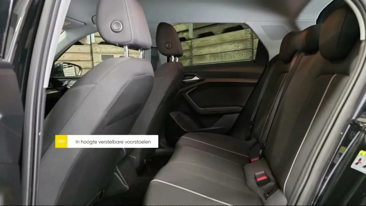 Audi A1 Sportback 25 TFSI Pro Line Navigatie PDC Airconditioning LM