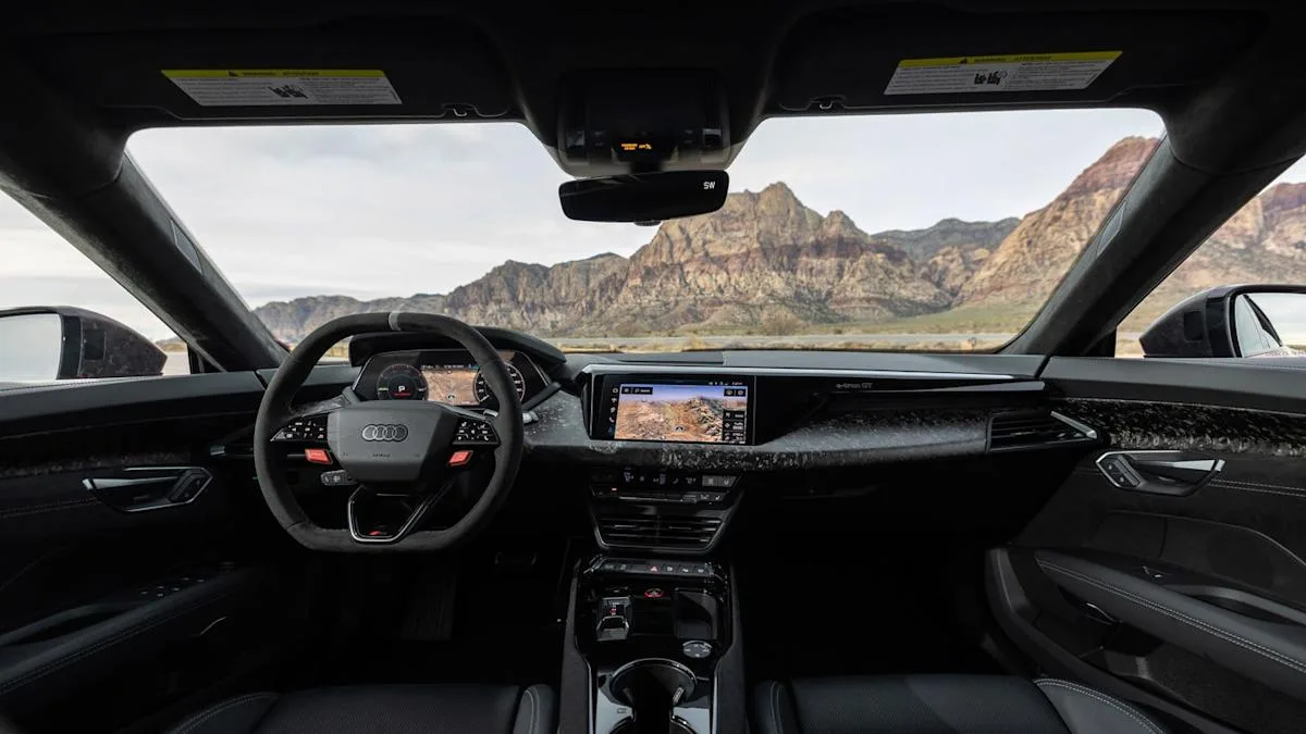 Voir les photos intérieures des performances d’Audi Rs E-tron GT 2025