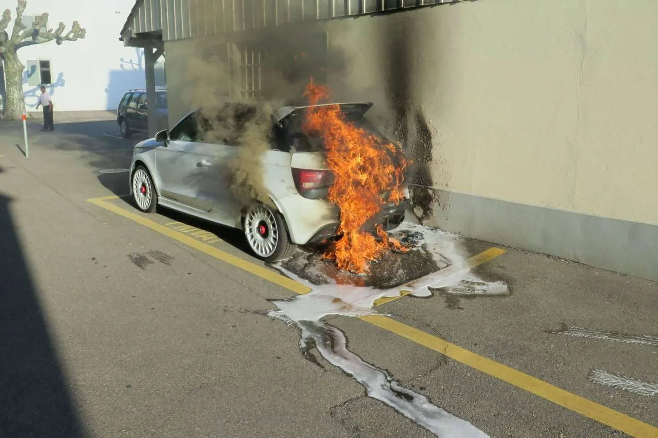 Une Audi A1 Quattro réduite en cendres