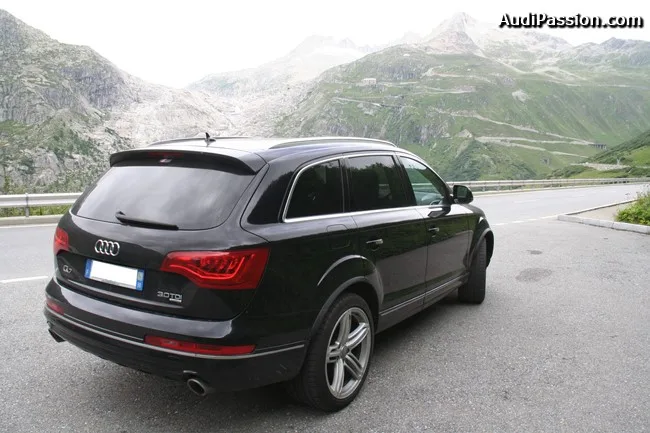 Balade au Col de la Furka en Suisse en Audi Q7