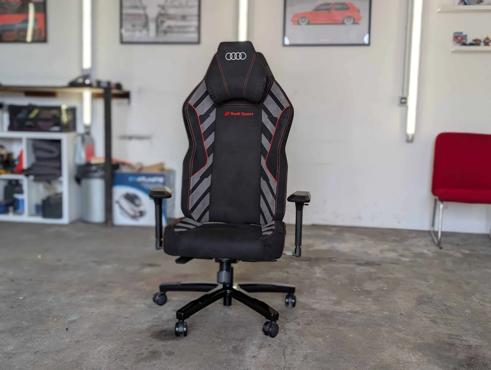 Chaise haut de gamme au look spécial