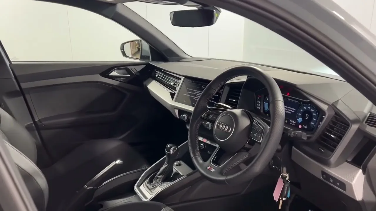 Audi A1 Sportback S Ligne 30 TFSI 116 PS S Tronic