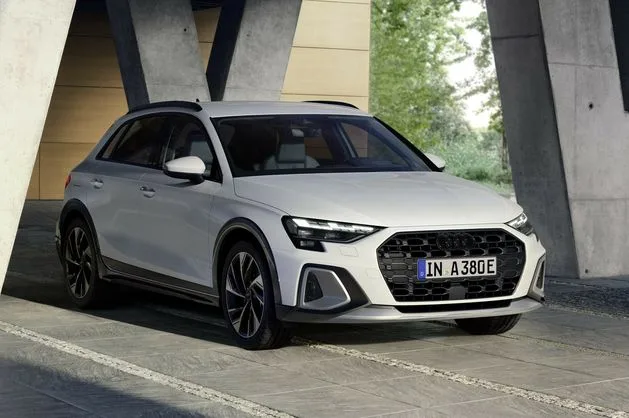 Le crossover A3 allstreet d’Audi emprunte désormais la voie du plug-in