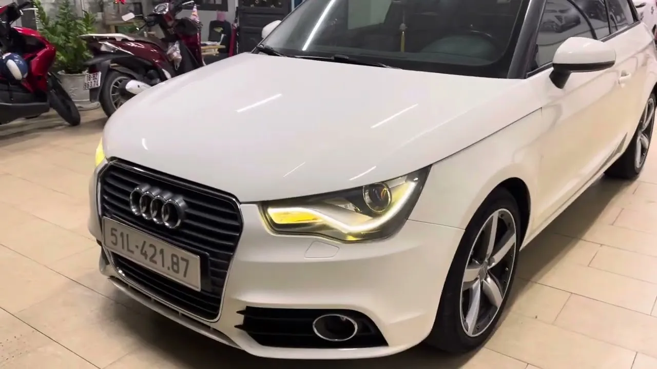 Audi A1 cực chất..sx 2011 nhập Bỉ nguyên chiếc..cả nhà thích alo Tuấn anh (0932.536.999)chỉ 325tr