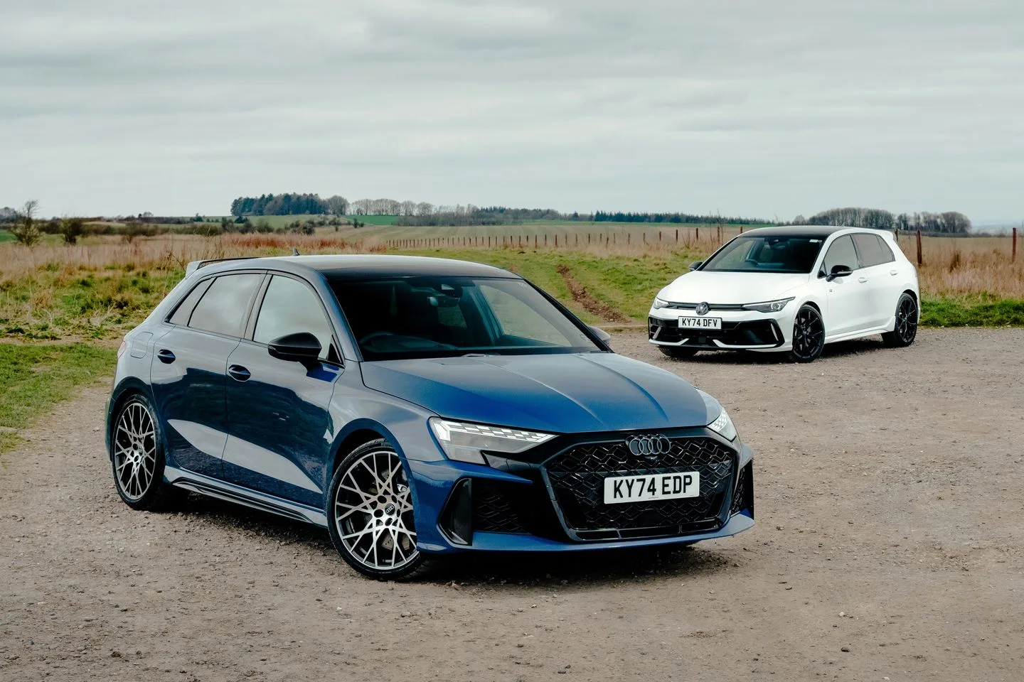 2025 Audi RS3 contre VW Golf R Black Edition