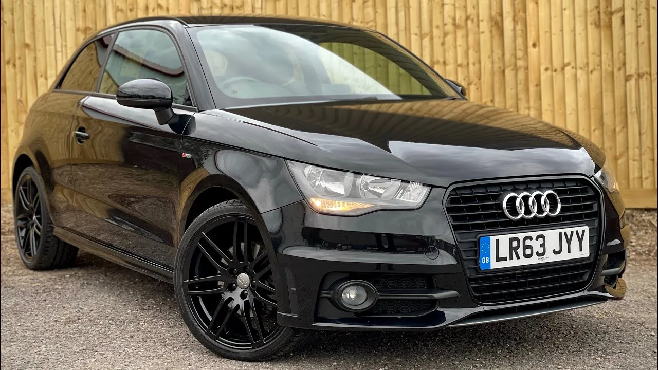 Devriez-vous acheter une Audi A1 S-Line 2013 ? Examen des voitures d’occasion par Small Cars Direct, New Milton, Hampshire