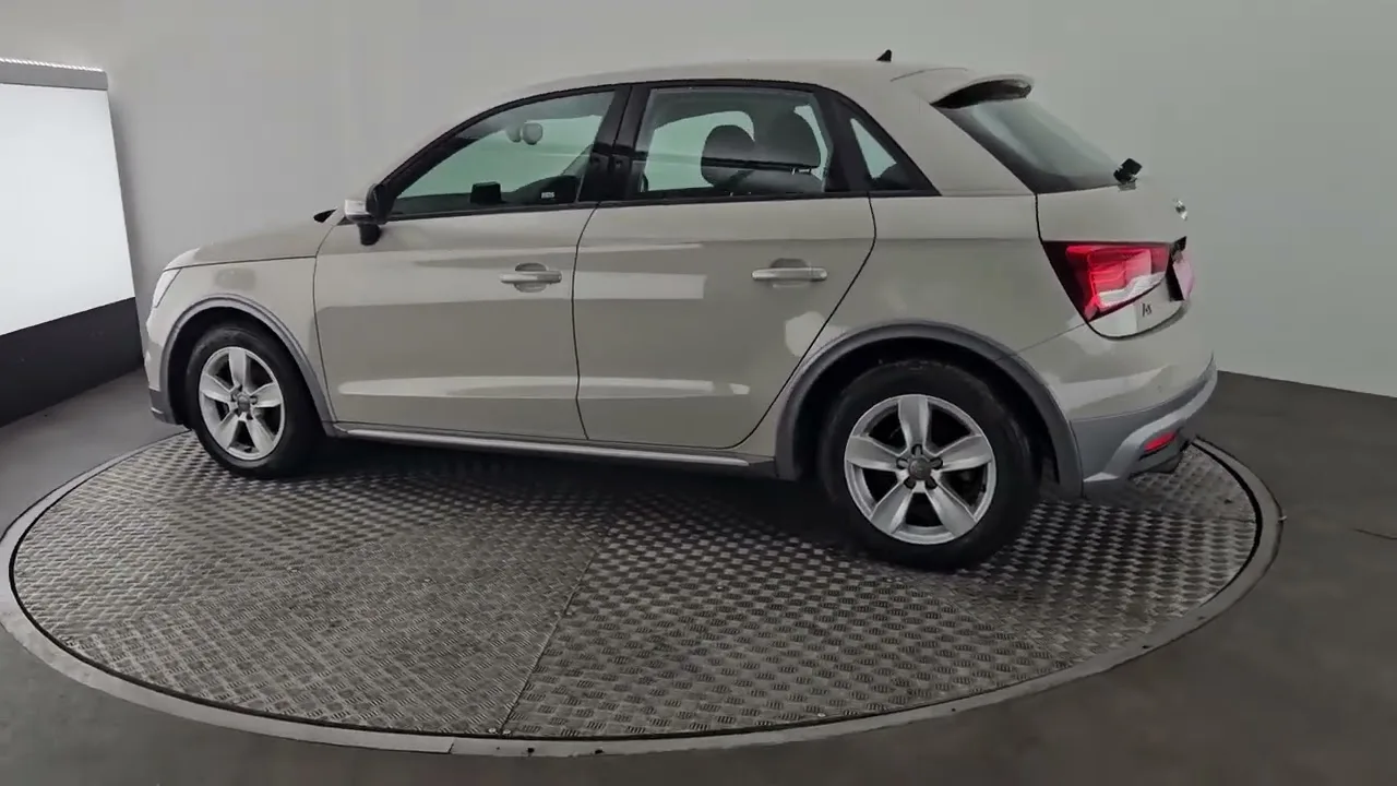 2017 Audi A1 1.0 TFSI S-Tronic Beige