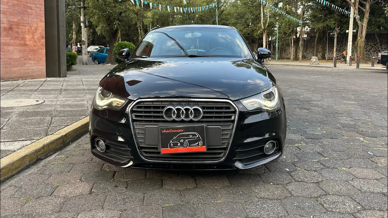 Audi A1 Ego 2015 S-Tronic 79,105Km conditions parfaites, à vendre chez @autoconceptousedcars