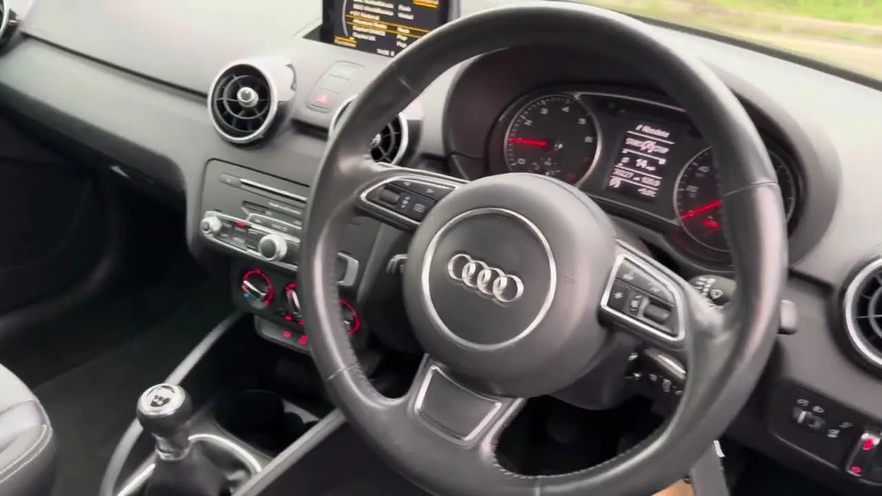 2018 AUDI A1 1.4 TFSI Sport Sportback 5 portes Essence Manuelle Euro 6 (s/s) (Nav) (125 ch)