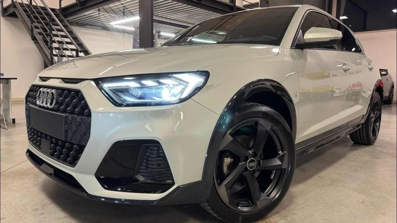 Audi A1 allstreet 25 tfsi s intérieurs de ligne cerchi18 « @ superauto90_