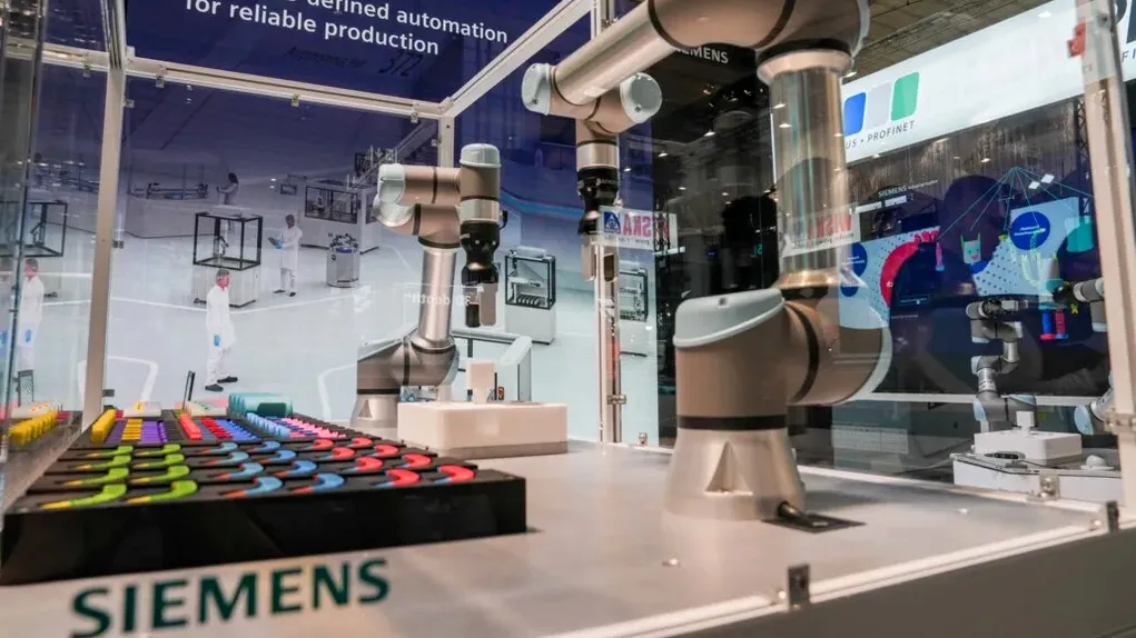 Siemens Intros Industrial AI Foundation Modèle avec Microsoft, Virtual PLC avec Audi
