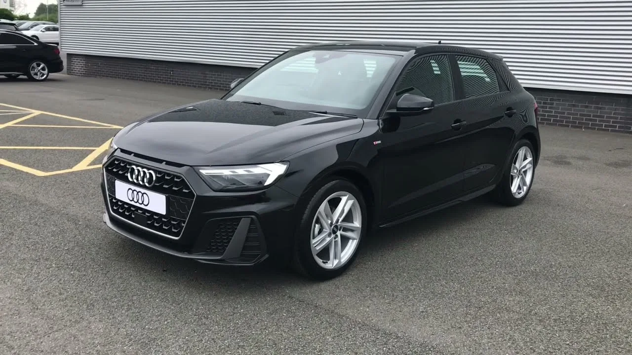 Toute nouvelle Audi A1 Sportback S line 25 TFSI 95 PS 5 vitesses | Audi