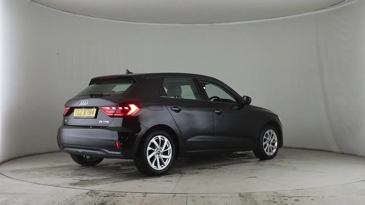 Audi A1 1.0 TFSI 25 Sport Sportback Euro 6 (s/s) 5 portes