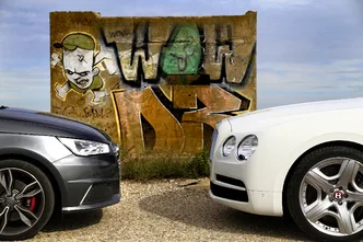 Cara Drag Race : Bentley Flying Spur V8 507 ch vs Audi S1 231 ch