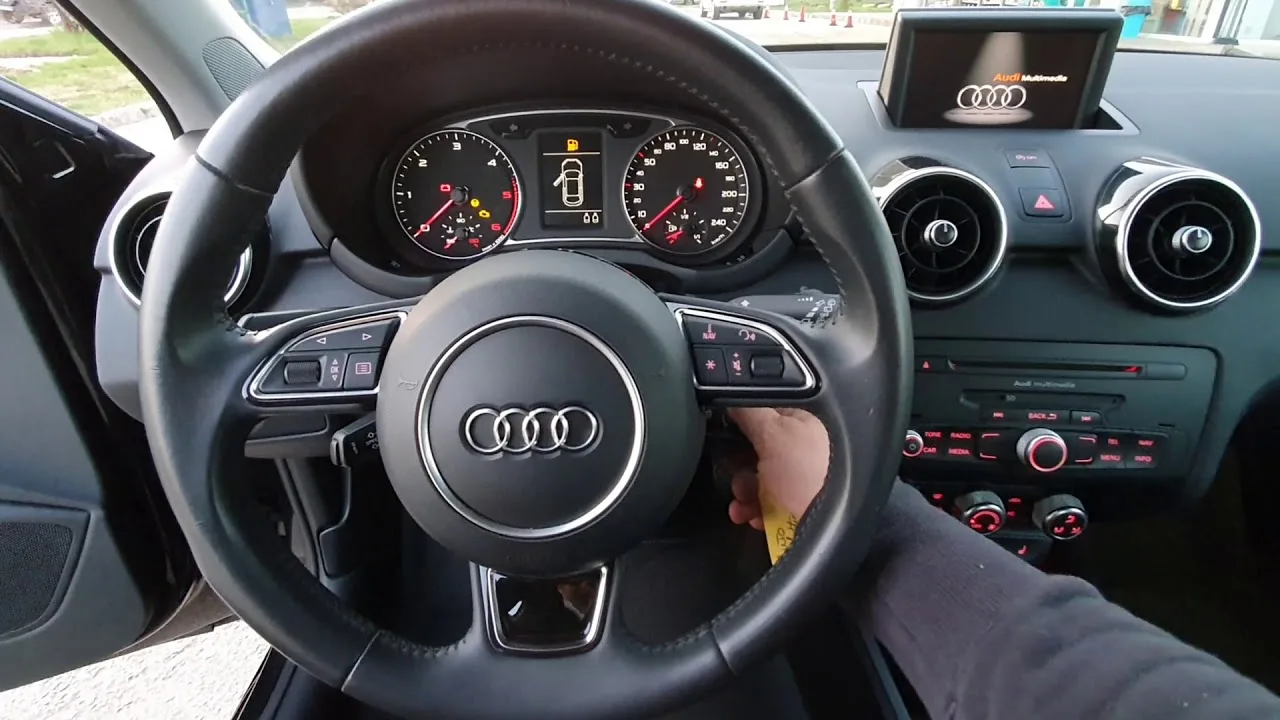 Audi A1 2010 1.6tdi 105hp
