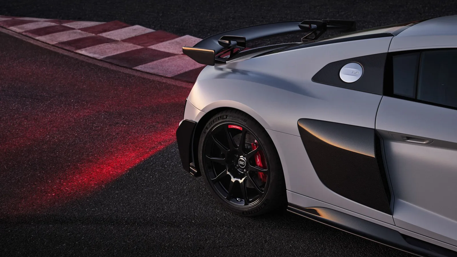 Vidéo: Audi R8 pour revenir avec 1 000 chevaux et influence italienne – Carbuzz