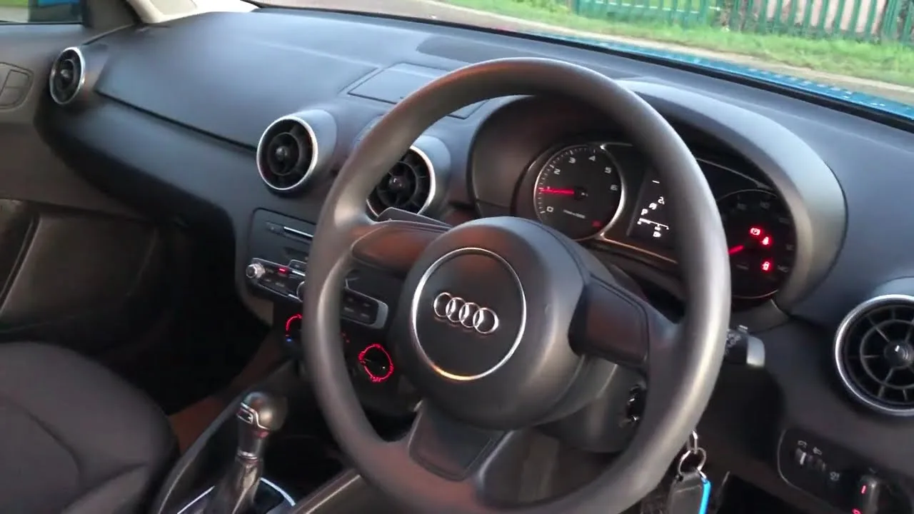 AUDI A1 1.0 TFSI SE 5 portes S Tronic